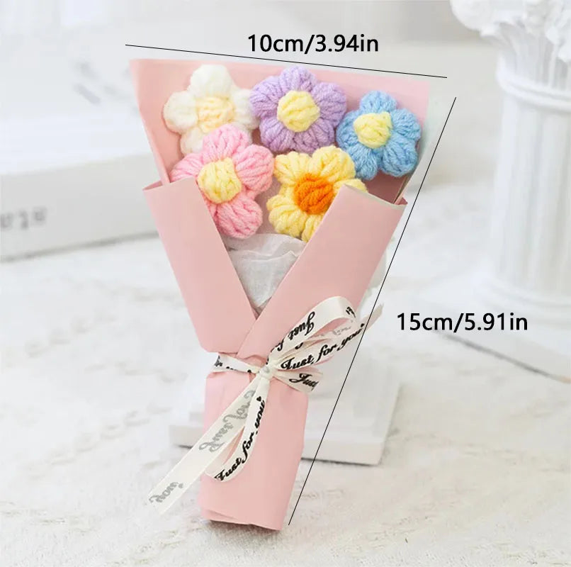 Kreativer Mini-Strickblumenstrauß – Handgefertigte Wollblumen als stilvolle Deko oder Geschenkidee!