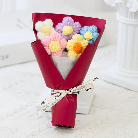 Kreativer Mini-Strickblumenstrauß – Handgefertigte Wollblumen als stilvolle Deko oder Geschenkidee!